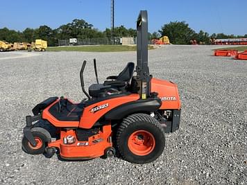Main image Kubota ZD323