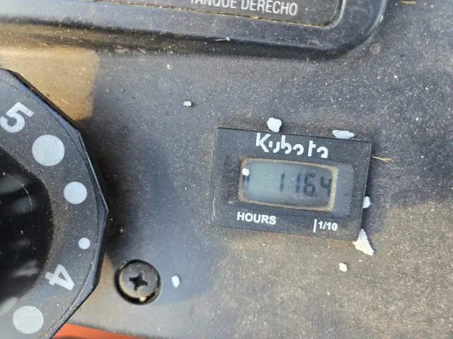 Image of Kubota ZD326 equipment image 3