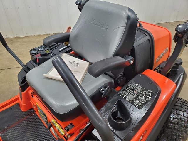 Image of Kubota ZD326 equipment image 4