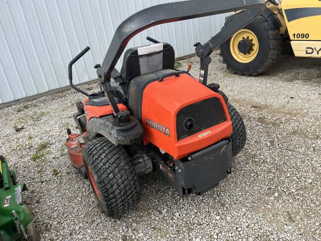 Image of Kubota ZD326 equipment image 3