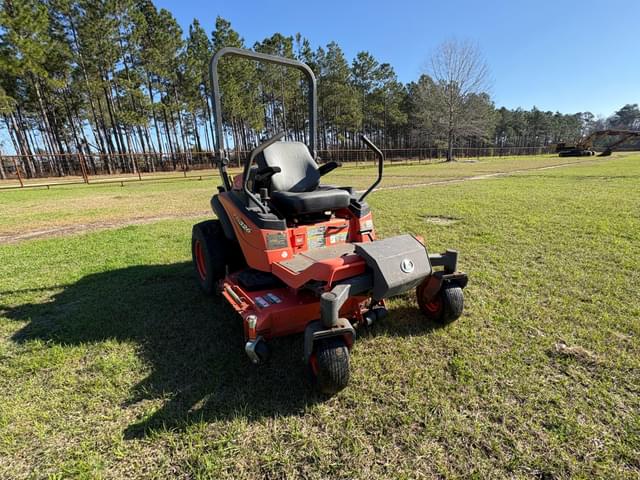 Image of Kubota ZD326 equipment image 2