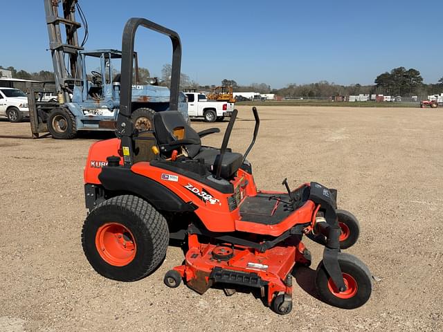 Image of Kubota ZD326 equipment image 4