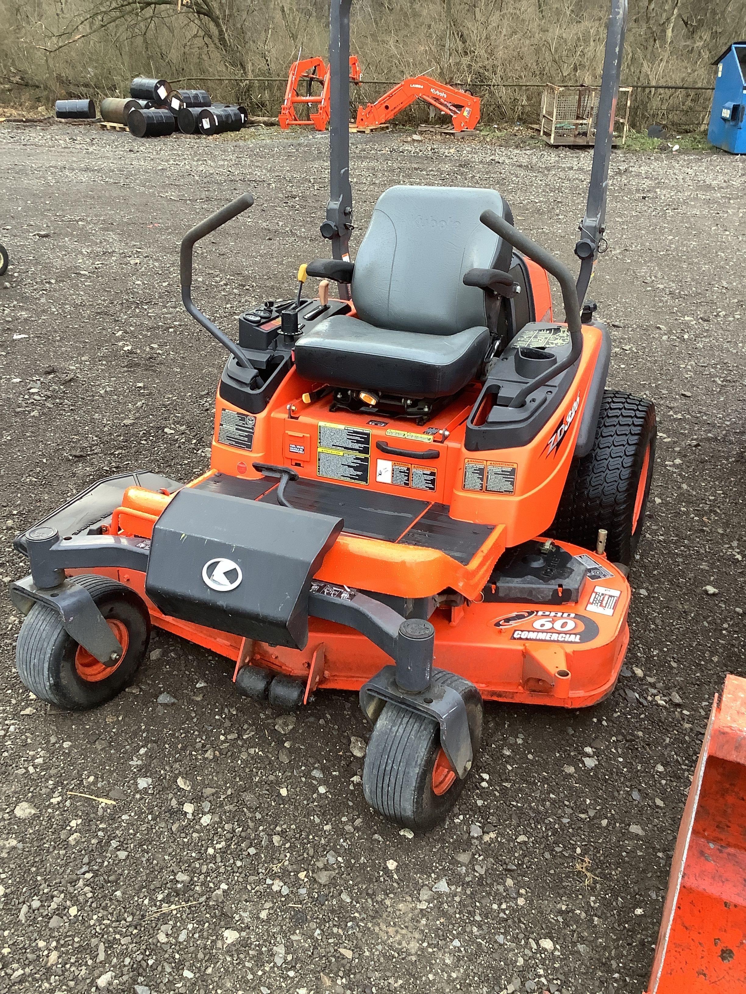 Main image Kubota ZD326