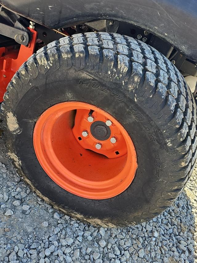 Image of Kubota ZD326 equipment image 4