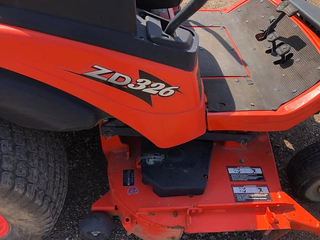 Image of Kubota ZD326 equipment image 3