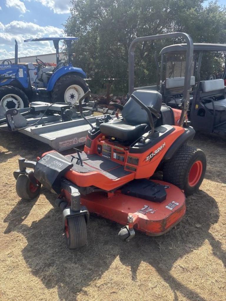Image of Kubota ZD326H Primary image