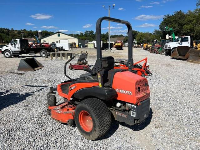 Image of Kubota ZD326S equipment image 2