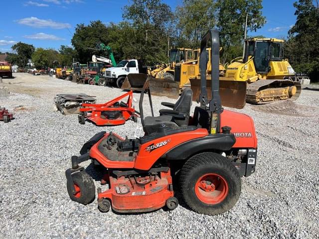 Image of Kubota ZD326S equipment image 1