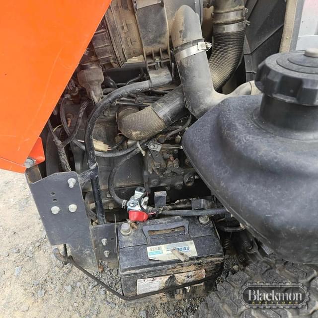 Image of Kubota ZD326S equipment image 2