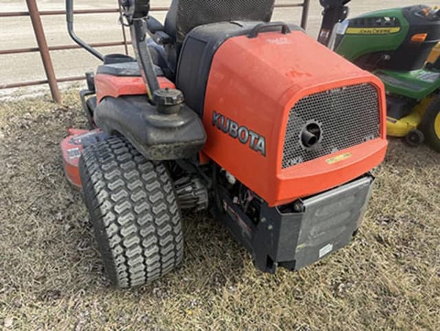 Image of Kubota ZD326S equipment image 2