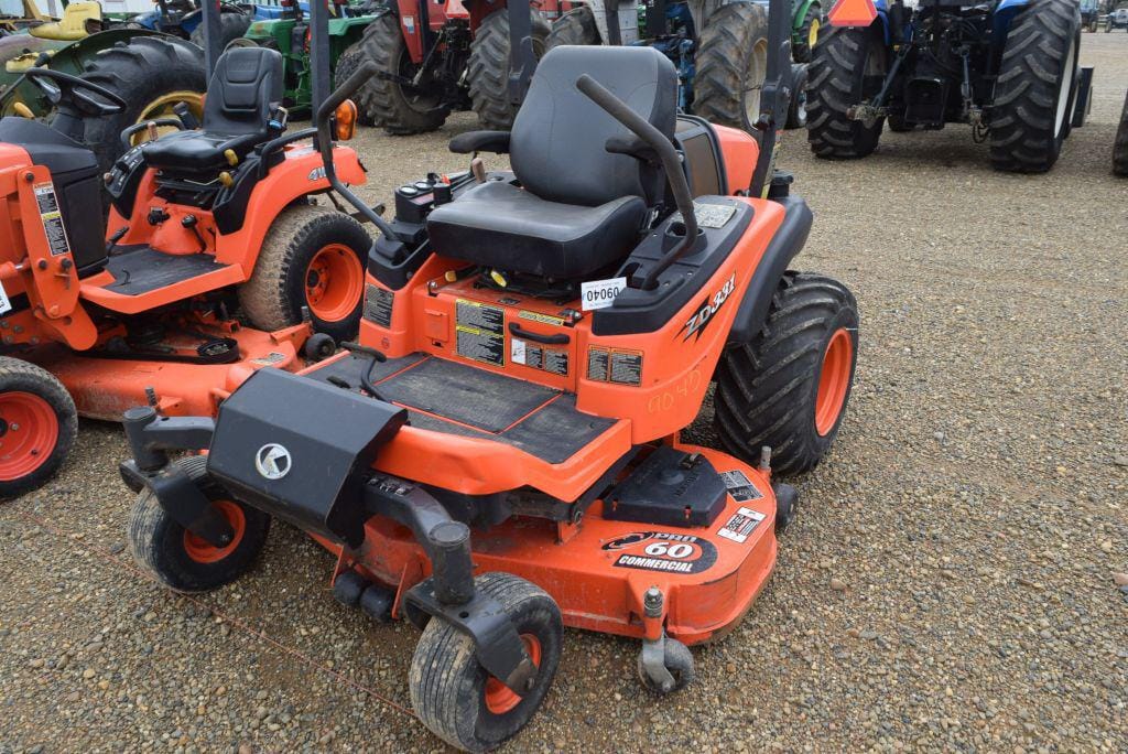 Main image Kubota ZD331