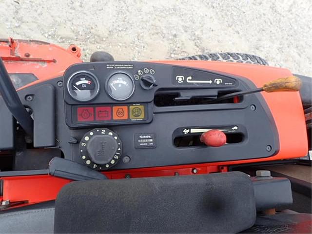 Image of Kubota ZD331 equipment image 3