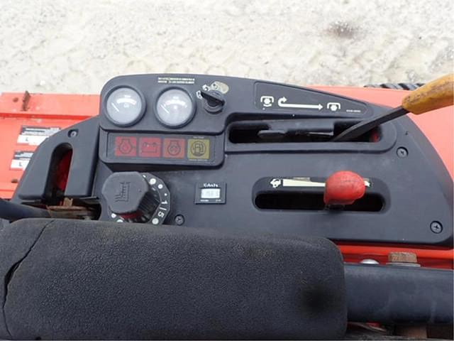 Image of Kubota ZD331 equipment image 3
