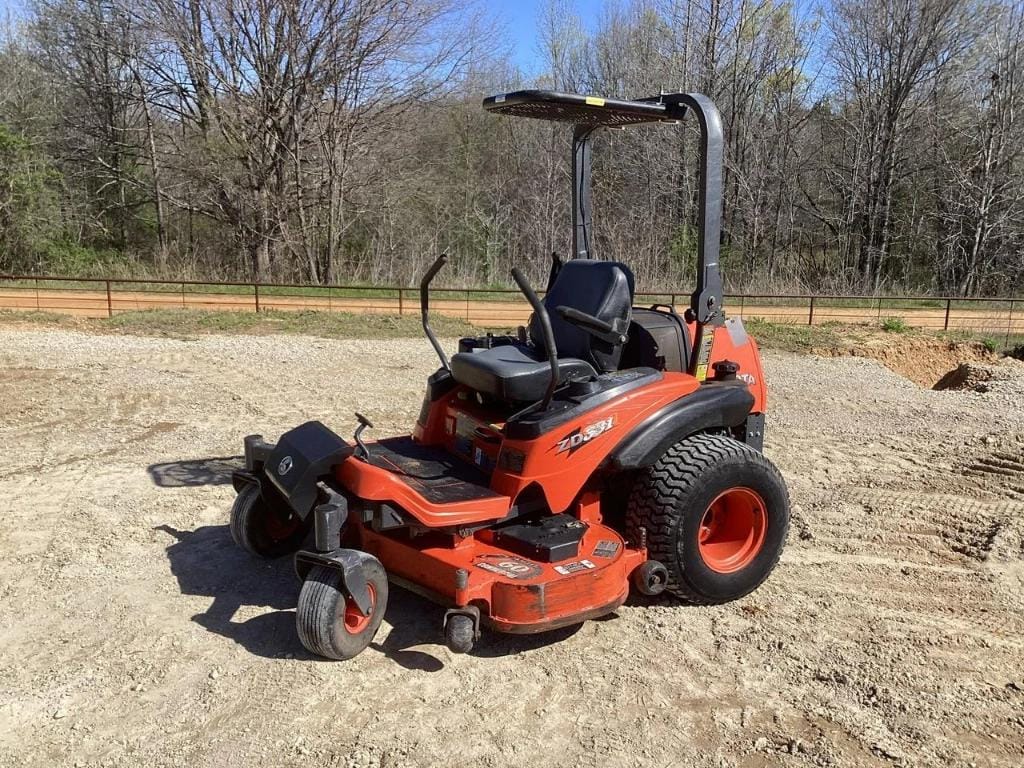 Main image Kubota ZD331