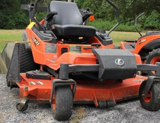Image of Kubota ZD331 equipment image 2