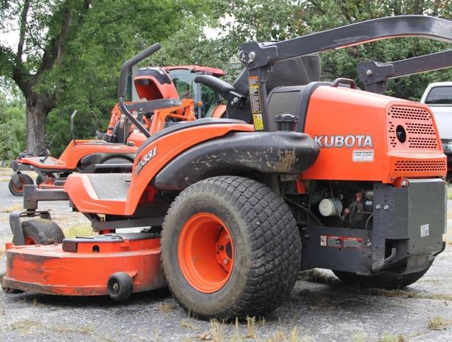 Image of Kubota ZD331 equipment image 3