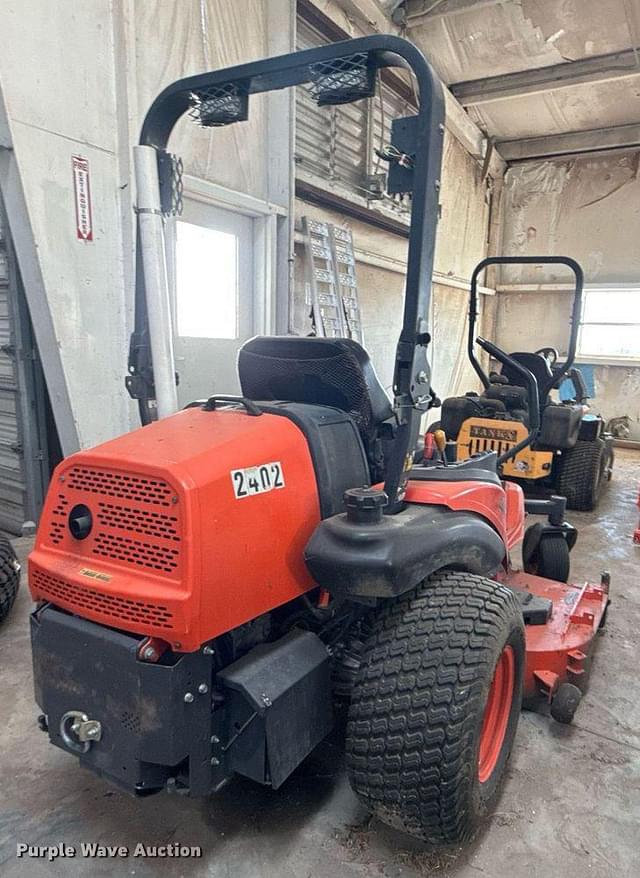 Image of Kubota ZD331 equipment image 4