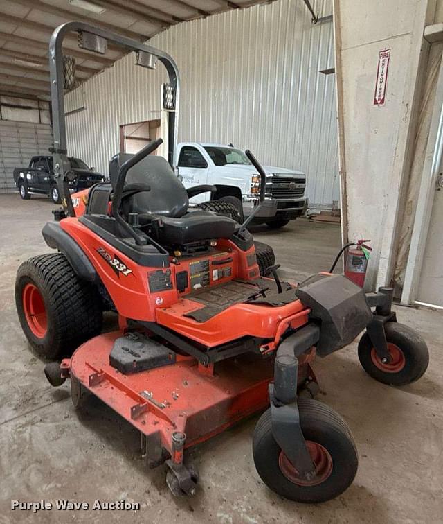 Image of Kubota ZD331 equipment image 2