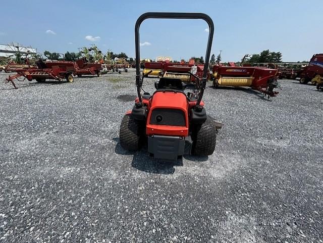 Image of Kubota ZD331 equipment image 2