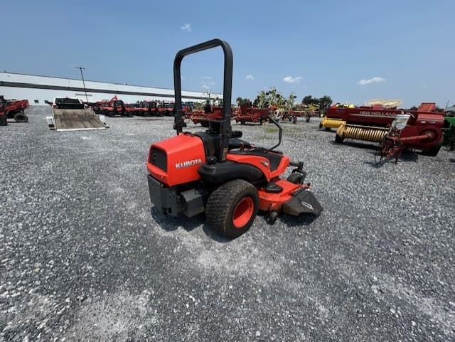 Image of Kubota ZD331 equipment image 3