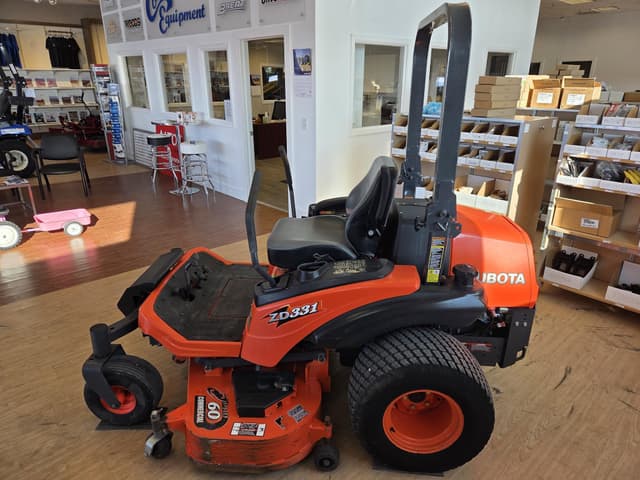 Image of Kubota ZD331P equipment image 1