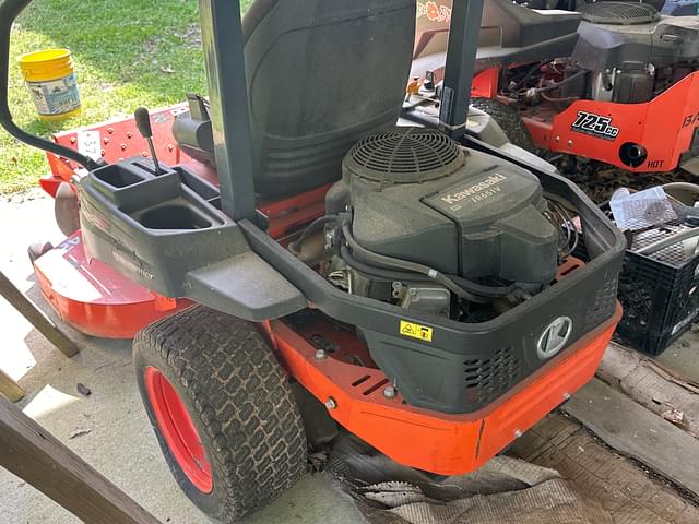 Image of Kubota Z122R equipment image 3