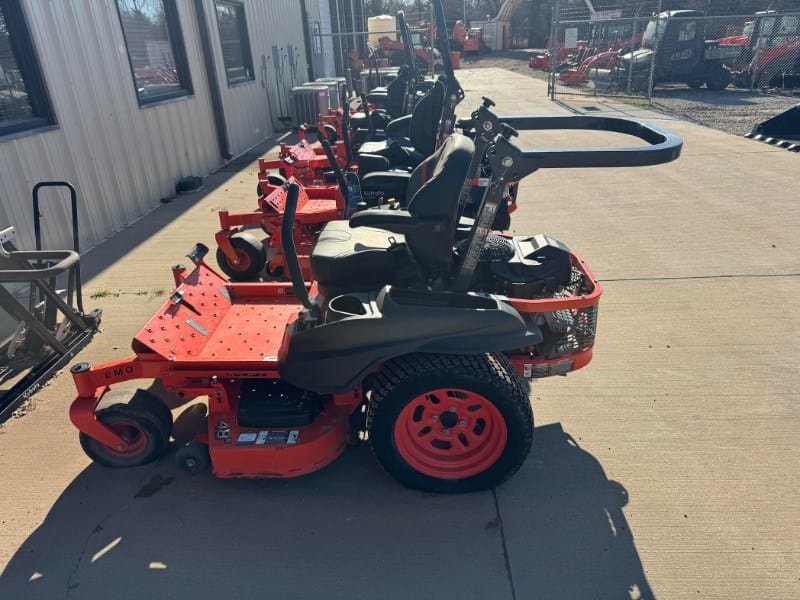 Kubota Z412KW-48 Equipment Image0