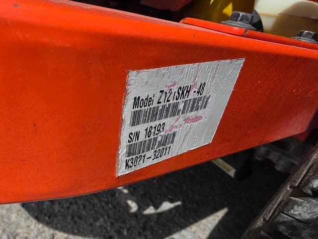 Image of Kubota Z121SKH equipment image 4