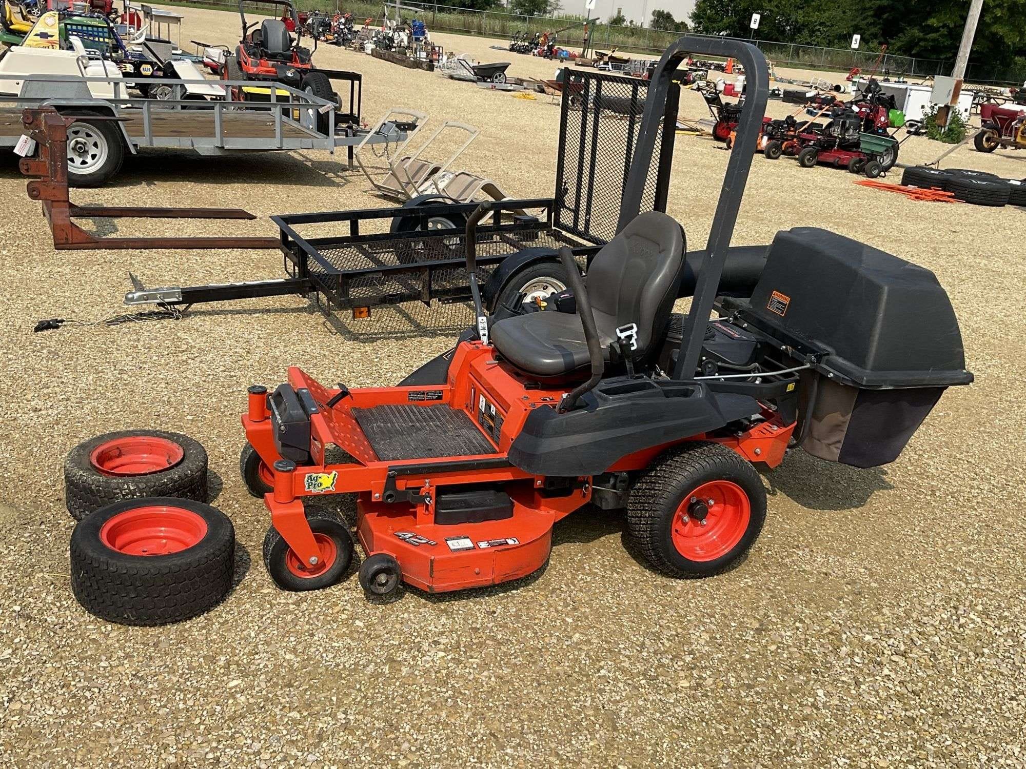 Kubota RCK42P Equipment Image0