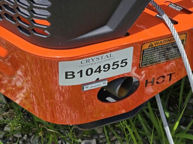 Image of Kubota Z232KW-42 equipment image 4