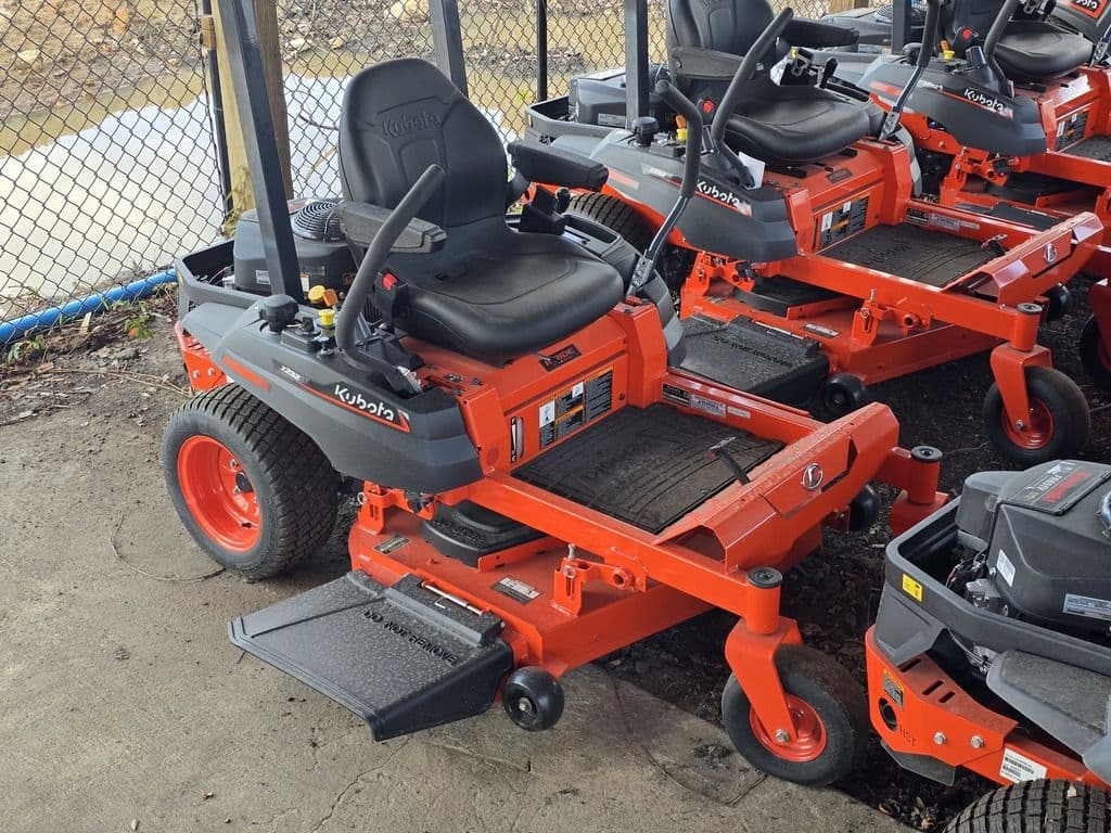 Image of Kubota Z232KW-42 Image 0