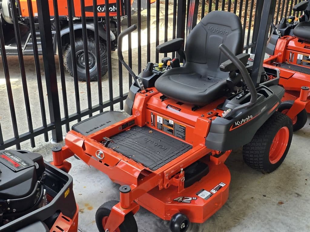 Image of Kubota Z232KW-42 Image 0