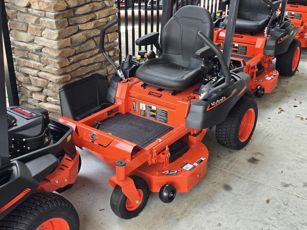 Image of Kubota Z232KW-42 Image 0