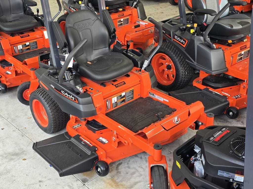 2026 Kubota Z232KW-42 Equipment Image0