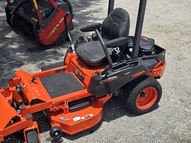 Image of Kubota Z232KW-42 equipment image 1