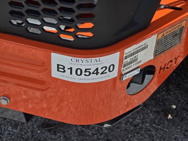 Image of Kubota Z232KW-42 equipment image 4
