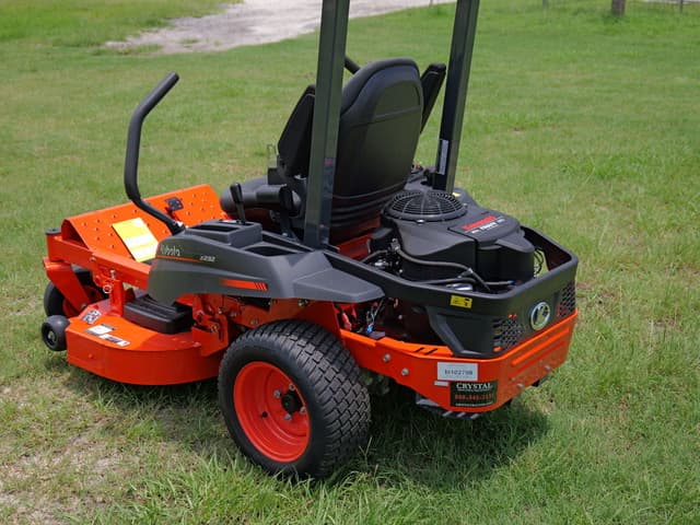 Image of Kubota Z232KW-42 equipment image 3