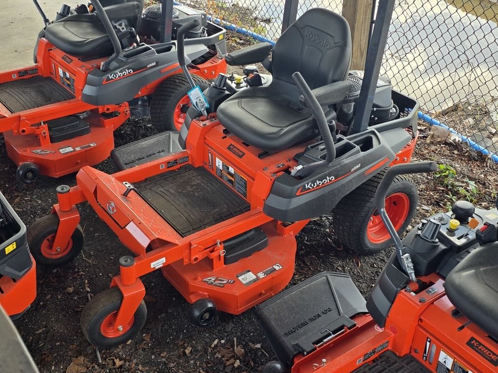 2026 Kubota Z232KW-42 Equipment Image0