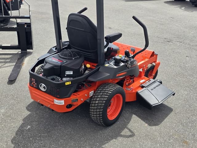Image of Kubota Z232KW-42 equipment image 3