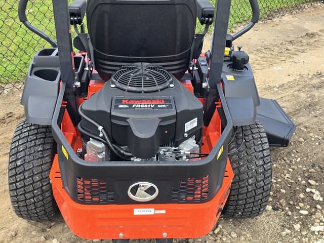 Image of Kubota Z232KW-42 equipment image 4