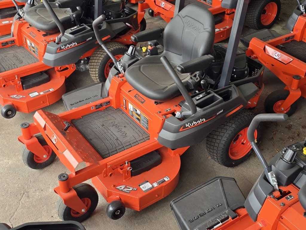 Image of Kubota Z232KW-42 Image 0