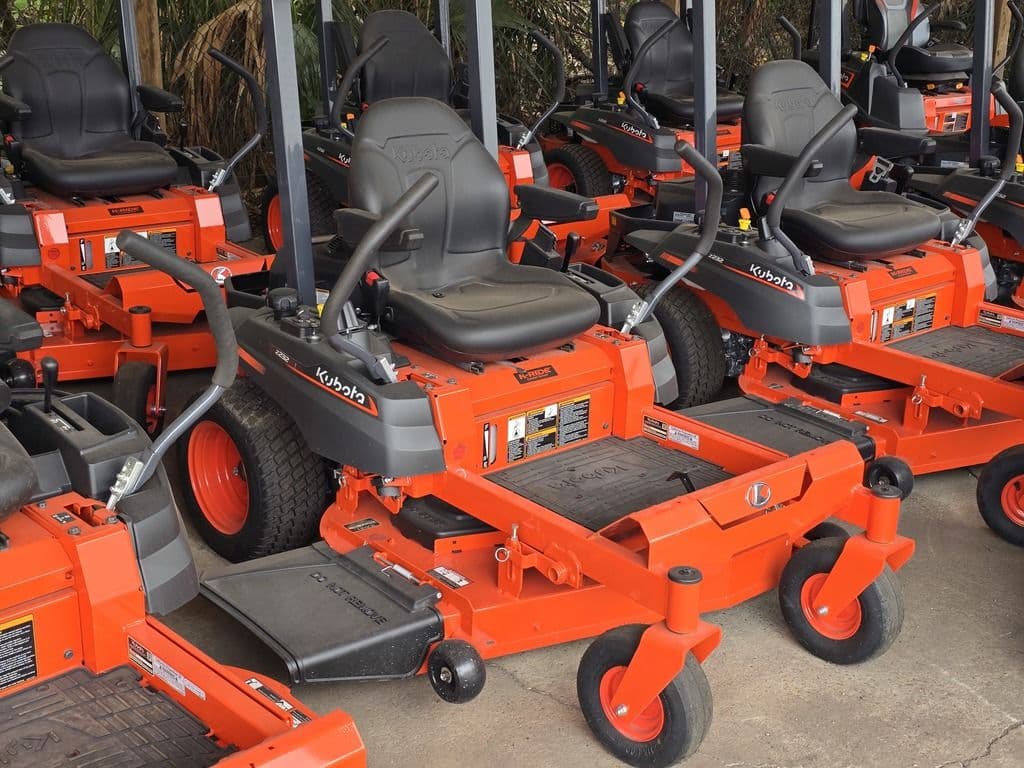 Image of Kubota Z232KW-42 Image 1