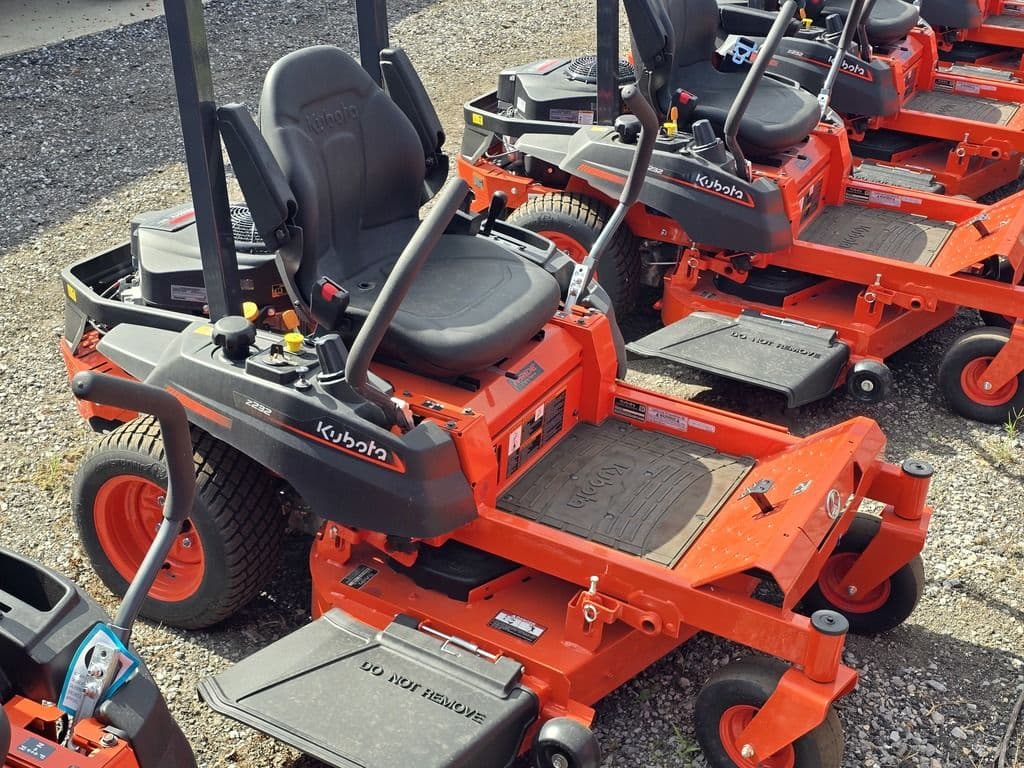 Image of Kubota Z232KW-42 Image 0