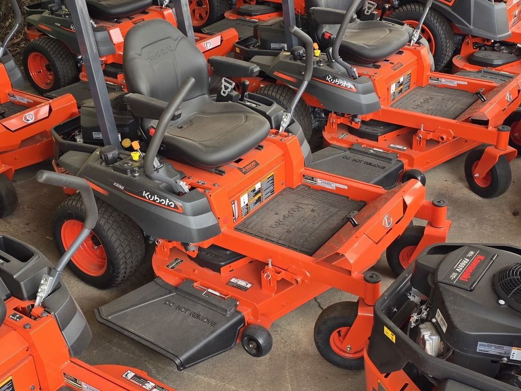 2025 Kubota Z232KW-42 Equipment Image0