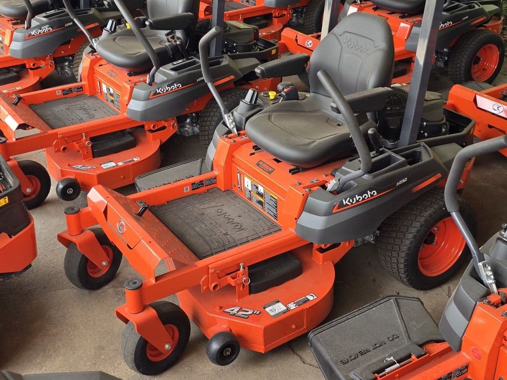 Image of Kubota Z232KW-42 Image 1