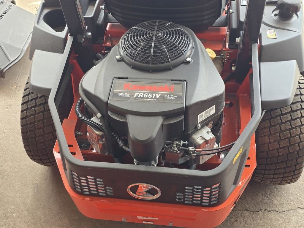 Image of Kubota Z232KW-42 Image 0