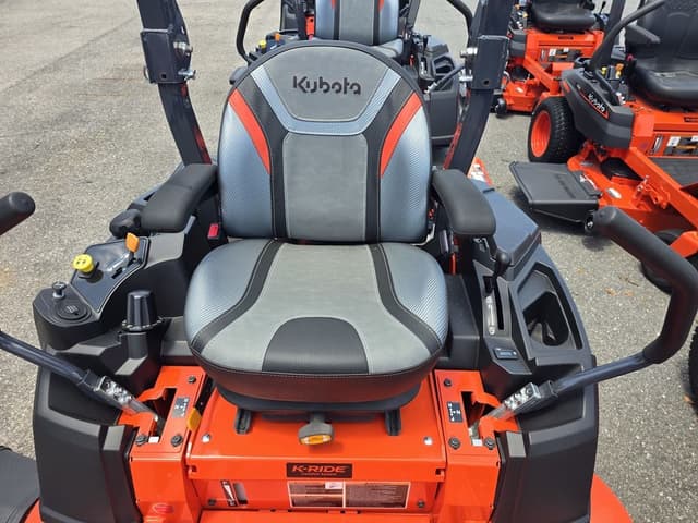 Image of Kubota Z252KW-54 equipment image 2