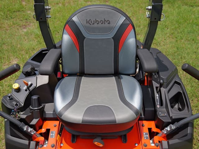 Image of Kubota Z252KW-54 equipment image 4