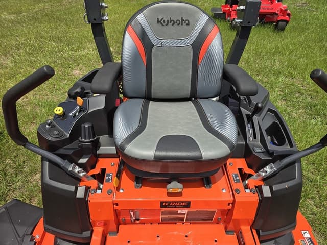 Image of Kubota Z252KW-54 equipment image 2