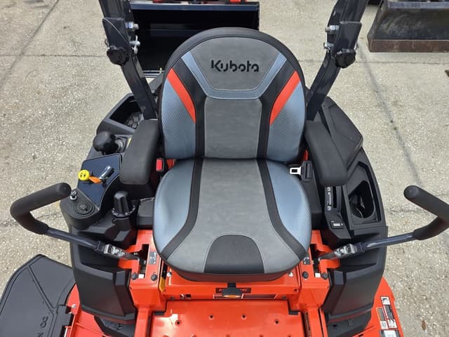 Image of Kubota Z252KW-54 equipment image 2